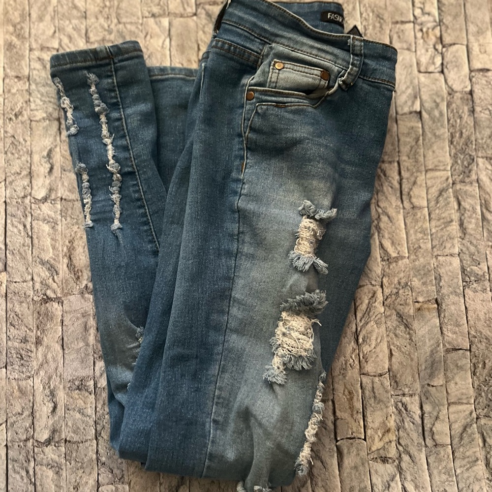 Fashion Nova Passionate From Miles Away Jeans - Women Size 3 - Picture 4 of 6